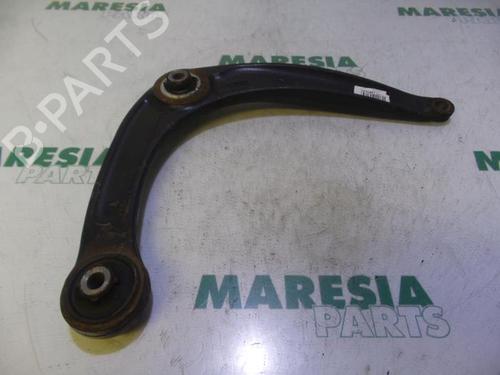 Used Left front suspension arm PEUGEOT 3008 I MPV (0U_) 1.6 THP (156 hp) 31407384