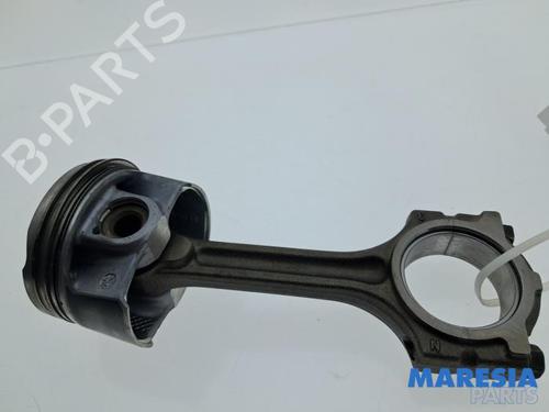 Otra Otra RENAULT CAPTUR I (J5_, H5_) 1.2 TCe 120 (120 hp) 34161713 34161713