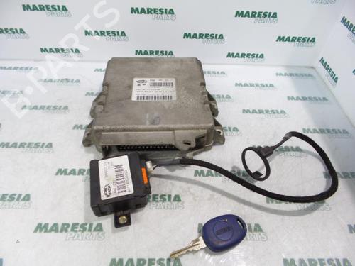 Used Engine control unit (ECU) FIAT MAREA Weekend (185_) 1.6 100 16V (103 hp) 31451569