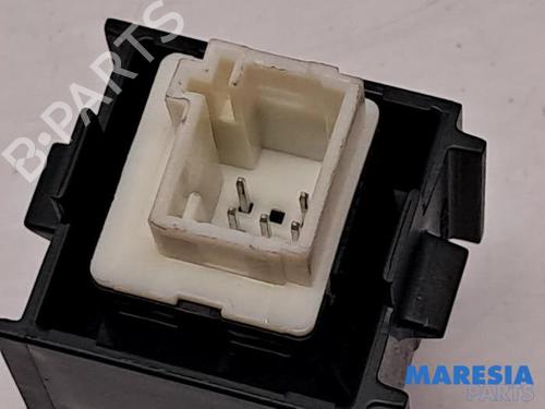 Switch CITROËN C3 III (SX) 1.2 PureTech 82 | BP31475427I30