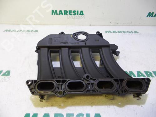 Rail D'Injecteurs RENAULT SCÉNIC I MPV (JA0/1_, FA0_) 1.6 (JA00, JA16, JA15, JA19, JA1V, JA2B, JA2C, JA0B,... (107 hp) 31478140