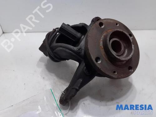 Used Right front steering knuckle CITROËN C3 II (SC_) 1.6 VTi 120 (120 hp) 31522947