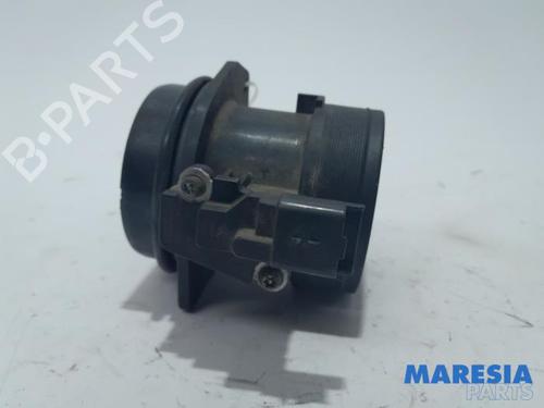 Mass air flow sensor PEUGEOT 508 SW I (8E_) 2.0 BlueHDi 180 | BP31511310M95