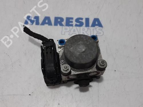 Used ABS pump FIAT 500 (312_) 1.2 (312AXA1A) (69 hp) 31533496