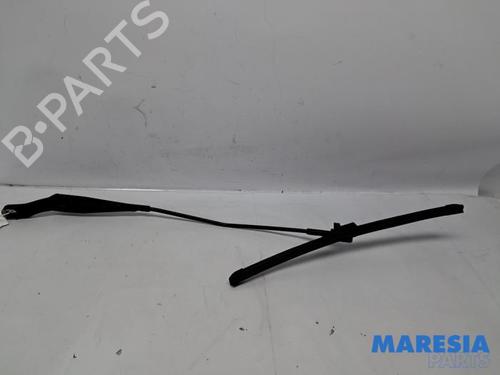 front-windshield-wiper-arm-alfa-romeo-brera-939_-2006-2007-2008-2009-2010-2011-31447575 main image