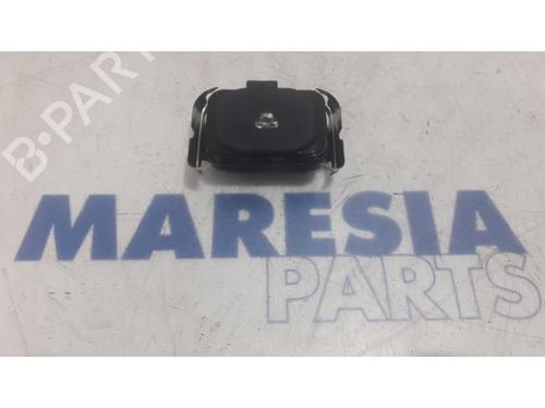 Used Electronic sensor CITROËN C5 III (RD_) 1.6 HDi 110 (RD9HL0, RD9HR8, RD9HRA) (112 hp) 31450560