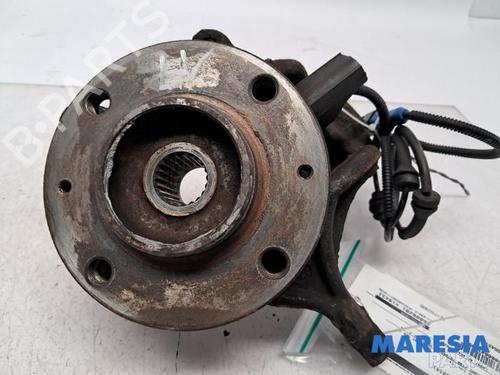 Used Left front steering knuckle PEUGEOT 2008 I (CU_) 1.2 VTi (82 hp) 31388784