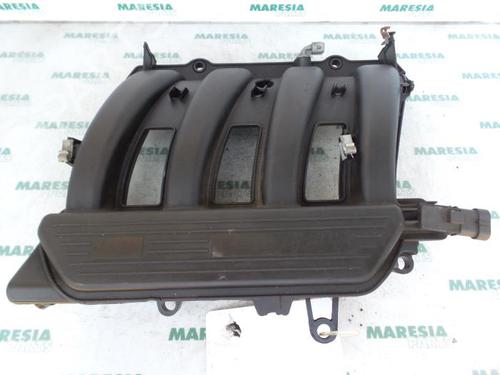 Used Injection rail RENAULT CLIO II (BB_, CB_) 1.6 16V (BB01, BB0H, BB0T, BB14, BB1D, BB1R, BB2KL, BB3G... (107 hp) 31459958