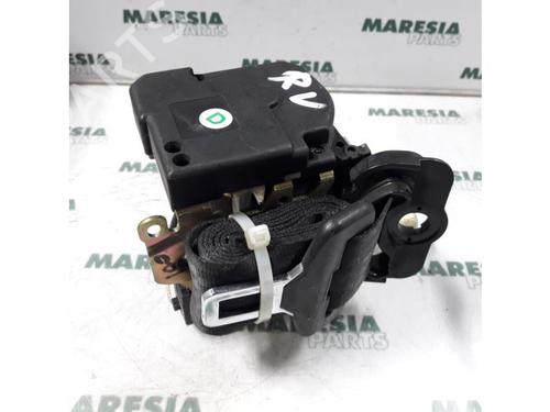 Used Front right seatbelt FIAT STILO (192_) 2.4 20V (192_XD1A, 192AXD12) (170 hp) 31516922