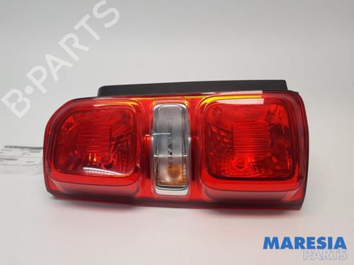 Used Left taillight PEUGEOT EXPERT Van (V_) 1.6 BlueHDi 95 (95 hp) 31513178