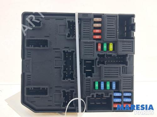 Used Fuse box Fuse box RENAULT ESPACE V (JR_) 1.6 TCe 200 (200 hp) 36041345 36041345