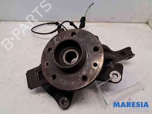 Used Right front steering knuckle Right front steering knuckle RENAULT SCÉNIC III (JZ0/1_) 1.4 16V (JZ0F, JZ1V) (131 hp) 31493473 31493473