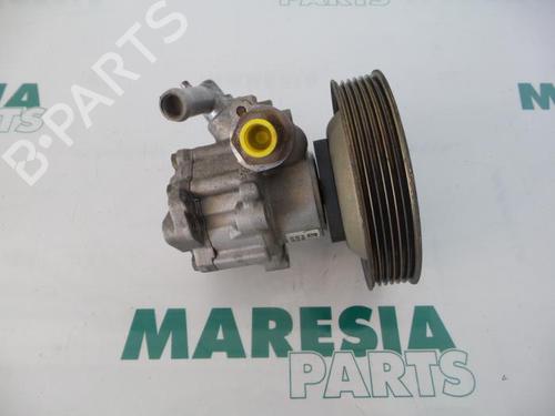 Used Steering pump ALFA ROMEO 146 (930_) 1.6 i.e. 16V T.S. (930.B2B, 930.B2C) (120 hp) 31529143