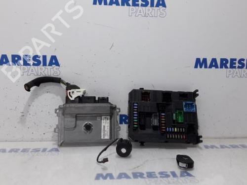 Used Engine control unit (ECU) PEUGEOT 208 I (CA_, CC_) 1.2 VTI 82 (82 hp) 31494944