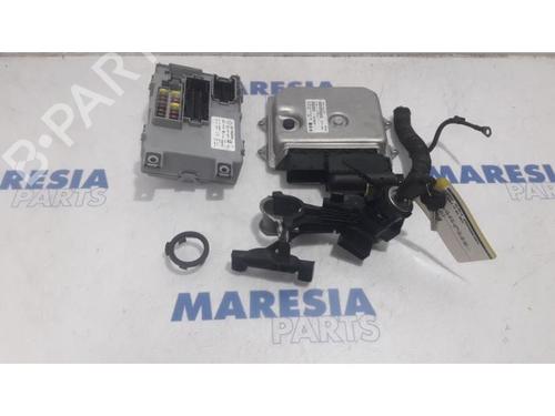 Used Engine control unit (ECU) FIAT DOBLO Cargo (263_) 1.3 D Multijet (90 hp) 31504761