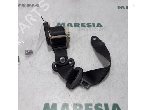 Used Rear left seatbelt FIAT STILO Multi Wagon (192_) 1.6 16V (103 hp) 31398875