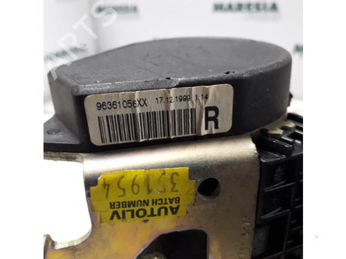 Front right seatbelt PEUGEOT 206 Hatchback (2A/C) 1.4 i | BP31447154I25