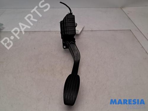 Used Pedal FIAT 500 (312_) 1.2 (312AXA1A) (69 hp) 31391818