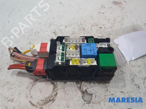 Fuse box CITROËN DS4 (NX_) 1.6 VTi 120 | BP31488469E1 