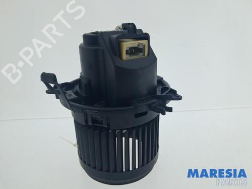 Varmeblæser Varmeblæser RENAULT CAPTUR I (J5_, H5_) 0.9 TCe 90 (90 hp) 39725975 39725975