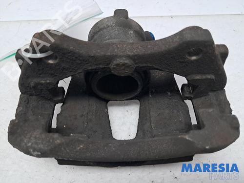 Used Right front brake caliper FIAT 500 C (312_) 1.2 (312CXA1A, 312AXA1A) (69 hp) 31413615