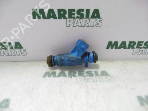 Used Injector FIAT PUNTO (188_) 1.2 16V 80 (188.233, .235, .253, .255, .333, .353, .639,... (80 hp) 31440339