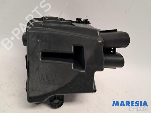 Used Fuse box OPEL CORSA C (X01) 1.2 (F08, F68) (75 hp) 31504380