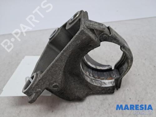Used Gearbox mount Gearbox mount RENAULT TALISMAN Grandtour (KP_) 1.3 TCe 160 (KPNC) (158 hp) 39932964 39932964