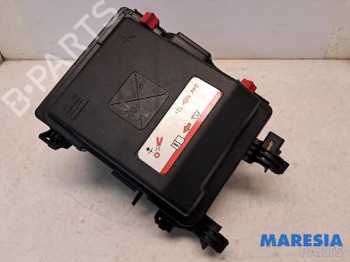 Used Fuse box PEUGEOT 308 SW II (LC_, LJ_, LR_, LX_, L4_) 1.6 BlueHDi 120 (120 hp) 31450268