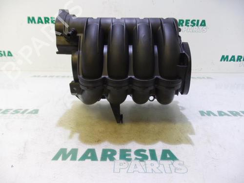 Injection rail PEUGEOT 307 Break (3E) 1.6 16V | BP31479175M98 - Image 3