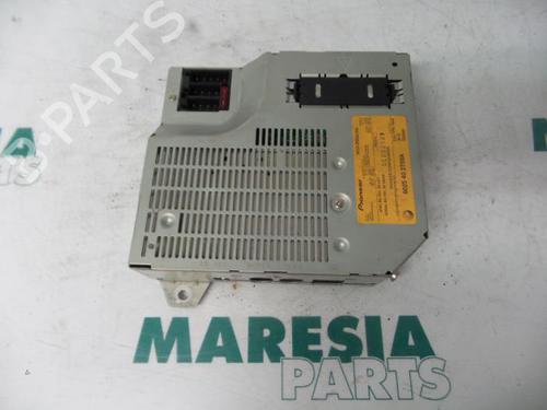 Used Radio RENAULT ESPACE III (JE0_) 2.0 16V (JE0N, JE0L, JE02) (140 hp) 31453852