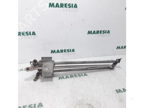 Used Front wipers mechanism CITROËN JUMPER I Van (244) 2.0 HDi (84 hp) 31412703
