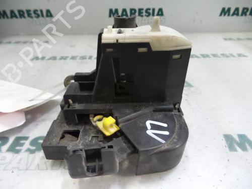 electronic-module-renault-clio-ii-bb_-cb_-1998-1999-2000-2001-2002-2003-2004-2005-2006-2007-2008-2009-2010-2011-2012-2013-2014-2015-2016-31456927 main image