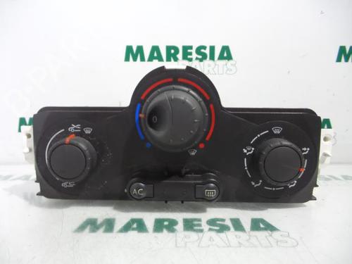 Used Climate control RENAULT SCÉNIC II (JM0/1_) 1.5 dCi (JM1F) (86 hp) 31430793