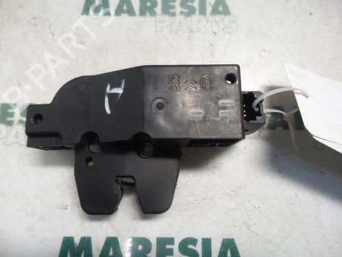 electronic-module-citroen-c2-jm_-2003-2004-2005-2006-2007-2008-2009-2010-2011-2012-2013-2014-2015-2016-2017-31496835 main image