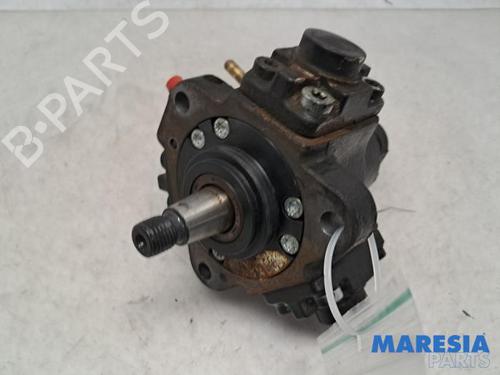 Used Fuel pump ALFA ROMEO GT (937_) 1.9 JTD (937CXN1B) (150 hp) 31531261