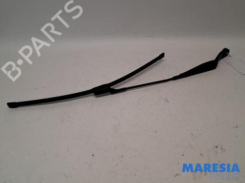 front-windshield-wiper-arm-peugeot-308-sw-ii-lc_-lj_-lr_-lx_-l4_-2014-2015-2016-2017-2018-2019-2020-2021-31525375 main image