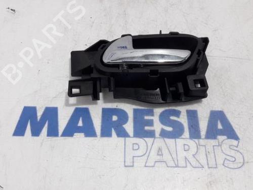 front-left-exterior-door-handle-peugeot-308-i-4a_-4c_-2007-2008-2009-2010-2011-2012-2013-2014-2015-2016-31496661 main image