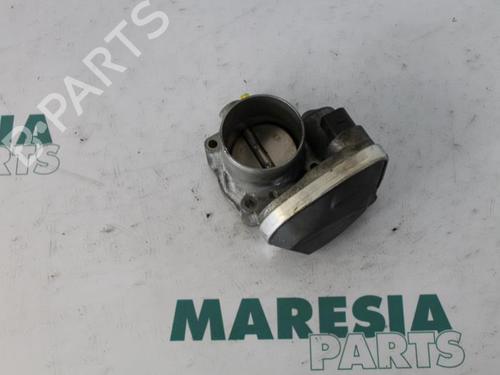 throttle-body-renault-megane-ii-coupe-cabriolet-em01_-2003-2004-2005-2006-2007-2008-2009-2010-31451869 main image