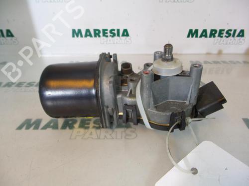 Used Front wiper motor RENAULT KANGOO Express (FC0/1_) 1.6 16V (95 hp) 31527136
