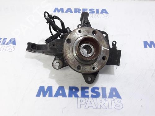 Used Left front steering knuckle RENAULT CLIO IV Grandtour (KH_) 1.5 dCi 90 (KHN3, KHN4) (90 hp) 31534462