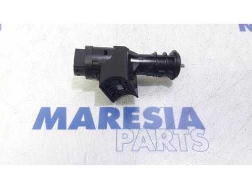 Used Ignition barrel FIAT PANDA (312_, 319_) 0.9 (312PXP1A) (60 hp) 31527264