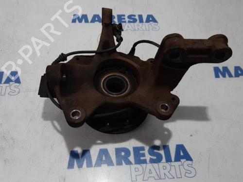 Used Left front steering knuckle RENAULT SCÉNIC III (JZ0/1_) 1.4 16V (JZ0F, JZ1V) (131 hp) 31530537