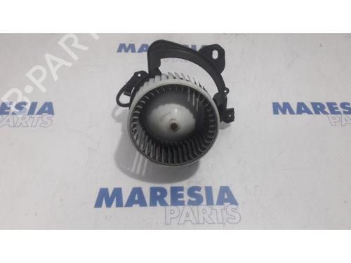 Used Heater blower motor FIAT PUNTO Hatchback Van (199_) 1.3 D Multijet (84 hp) 31389111