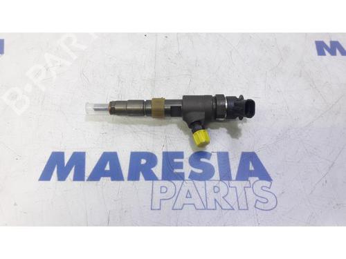 Used Injector Injector PEUGEOT 308 SW II (LC_, LJ_, LR_, LX_, L4_) 1.6 HDi / BlueHDi 115 (LCBHXM, LCBHXT) (115 hp) 31498737 31498737