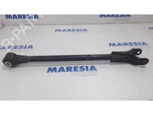 Venstre bagtil bærearm FIAT DOBLO Cargo (263_) 1.6 D Multijet (263WXD1B, 263WXR1B, 263WXX1B, 263ZXD1B,... (105 hp) 31516954