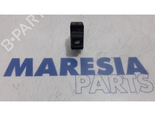 Used Switch CITROËN BERLINGO Box Body/MPV (B9) 1.6 HDi 90 (90 hp) 31516753