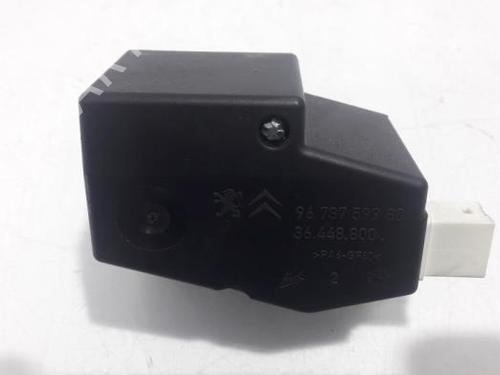 Engine control unit (ECU) PEUGEOT 508 I (8D_) 2.0 HDi Hybrid4 AWC | BP31438441M57