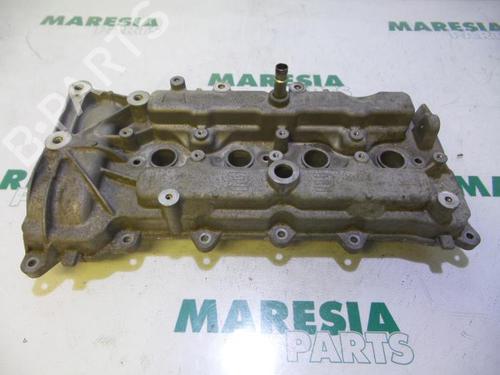 Used Valve cover RENAULT MEGANE III Grandtour (KZ0/1) 1.4 TCe (KZ0F, KZ1V) (130 hp) 31537218