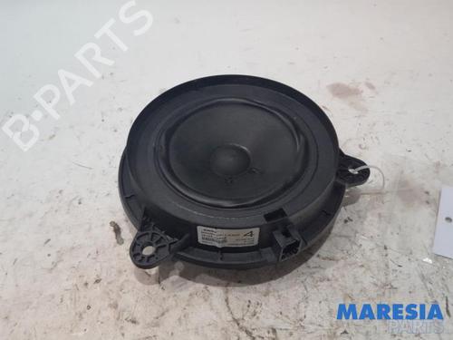 Used Speaker RENAULT CAPTUR I (J5_, H5_) 1.2 TCe 120 (118 hp) 31524863